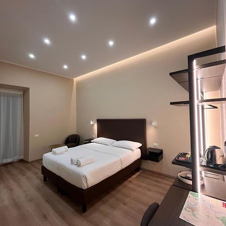Colosseum Deluxe โรม ภายนอก รูปภาพ