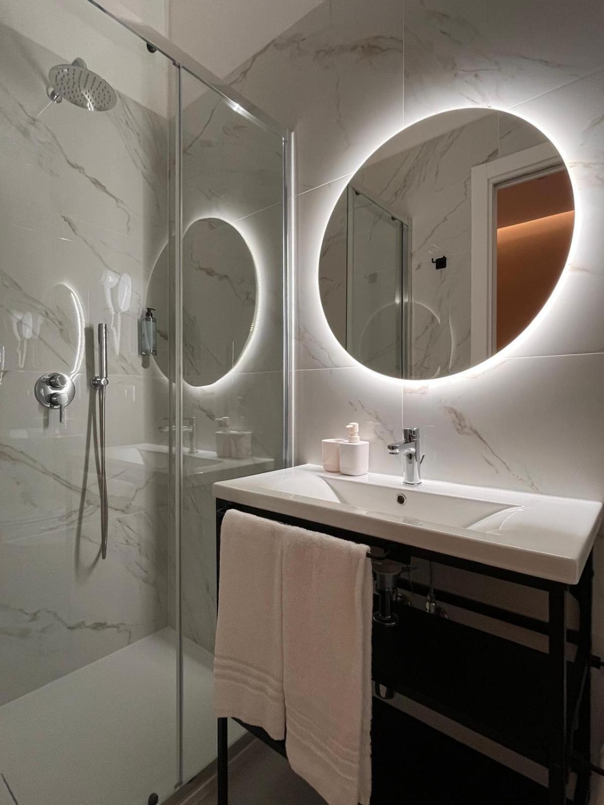 Colosseum Deluxe โรม ภายนอก รูปภาพ